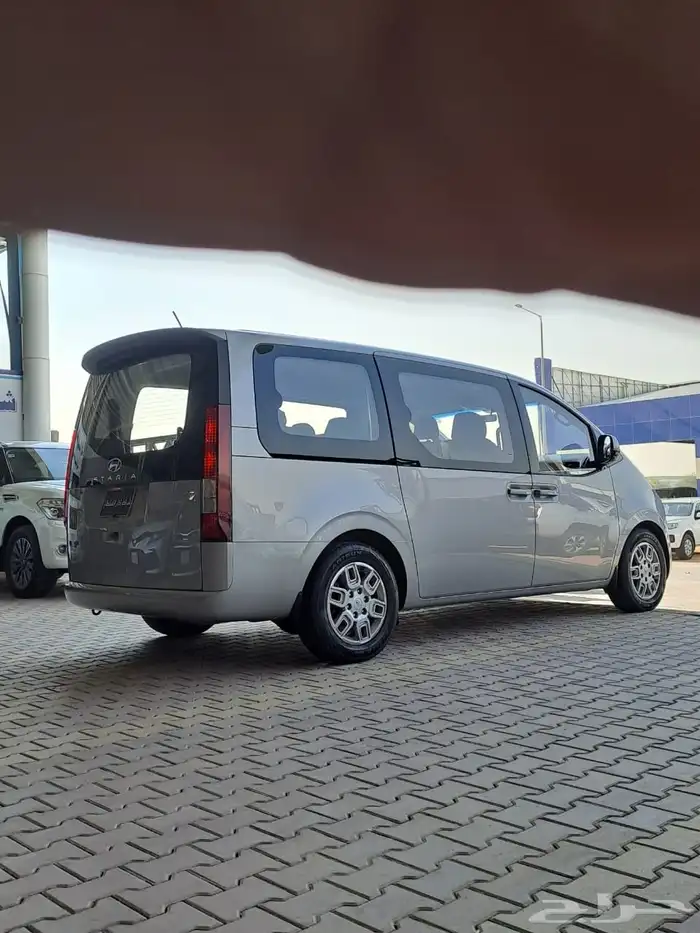 هونداي ستاريا 2022 4