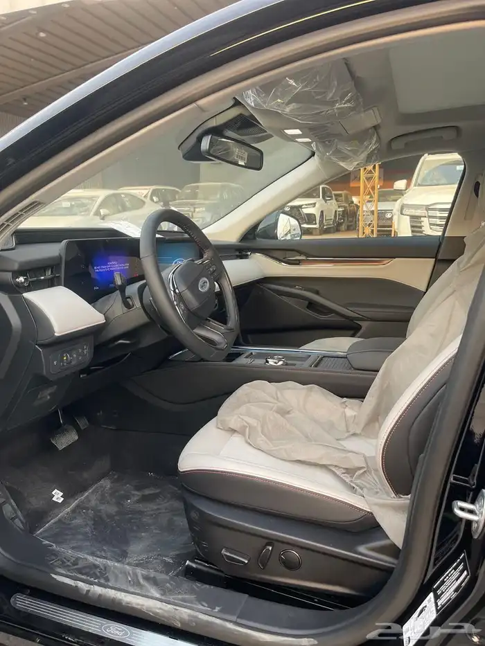 فورد تورس تيتانيوم موديل 2026 6