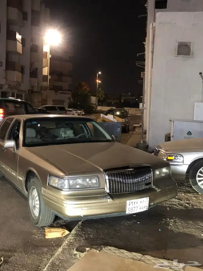 لينكون تاون كار 1995 7