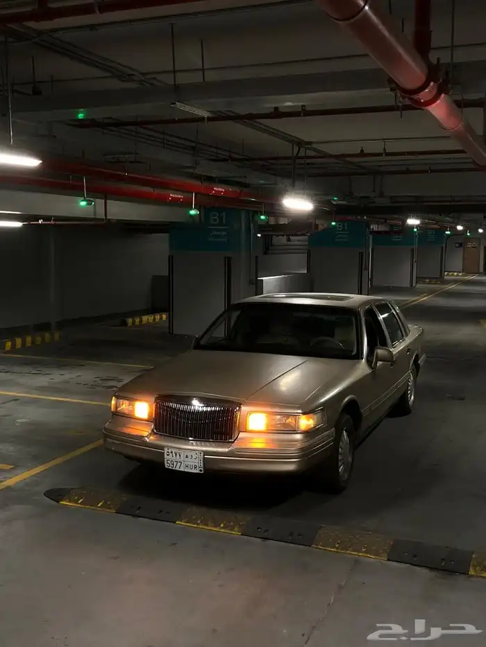 لينكون تاون كار 1995 6