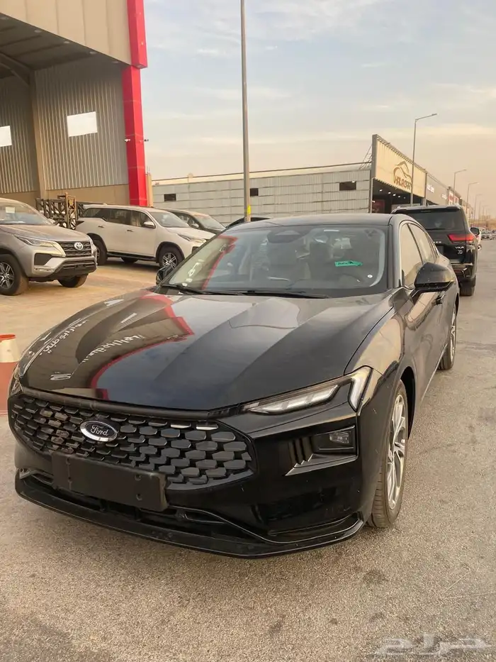 فورد تورس تيتانيوم موديل 2026 1