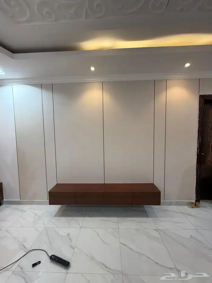 شيبورد ارفف ديكورات طاولات مرايات طاوله معلقه 1