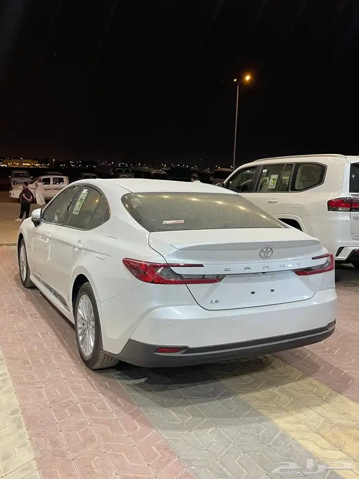 تويوتا كامري LE موديل 2025 فل كامل أصفار كاش واقساط 8