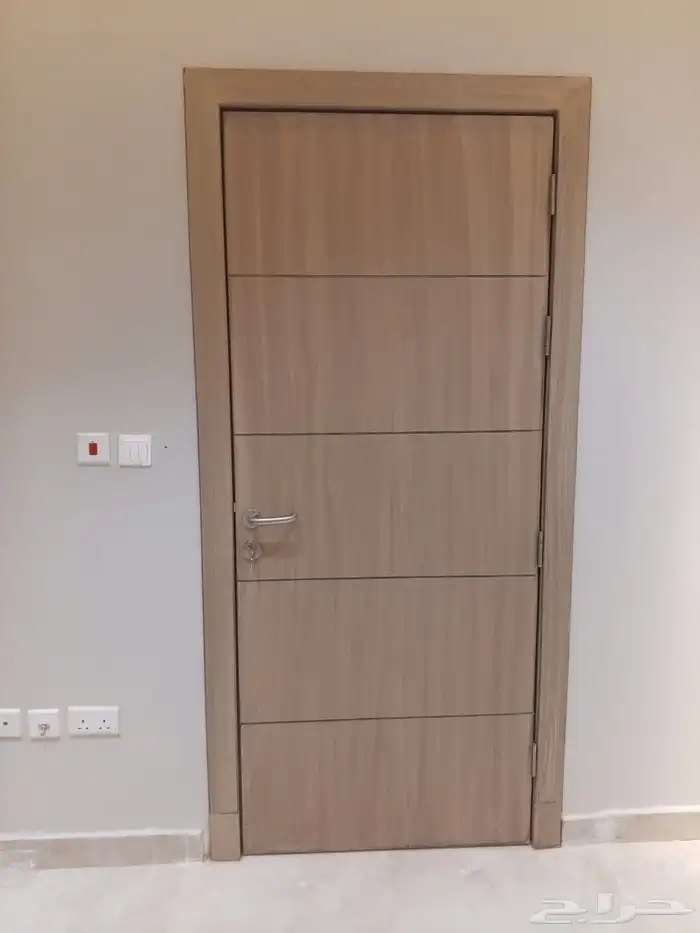 ابواب خشب قشره سنديان باب دبليو بي سي 3