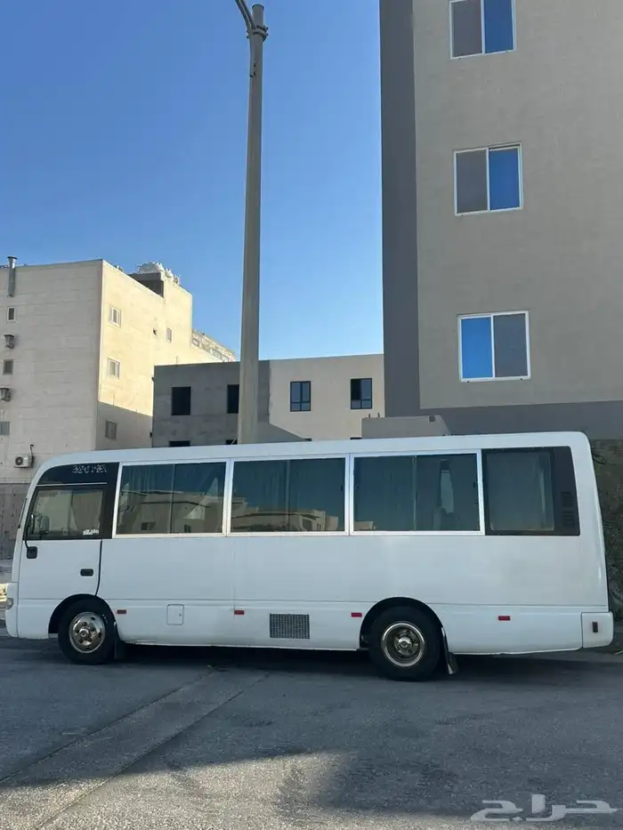 باص نيسان كوستر 30 ركاب حالة الباص ممتازة 2002 0