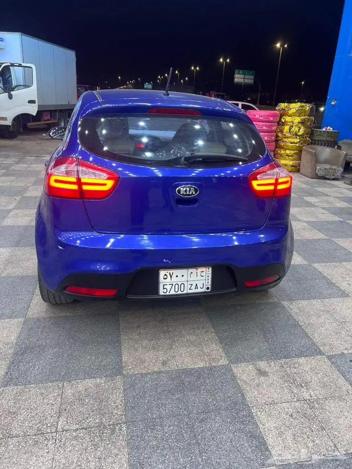 كيا ريو 2014 فل كامل فتحه سقف نظيف جدا مافيها اي مشاكل 7