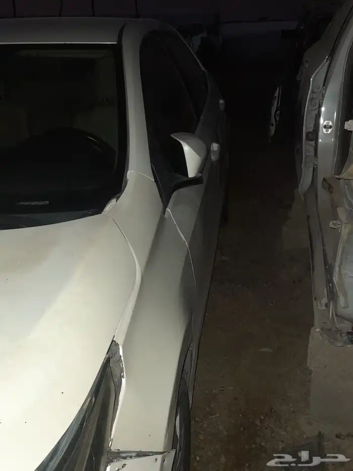 تشليح قطع غيار تويوتا كورولا موديل 2015 وجميع انواع التويوتا 6