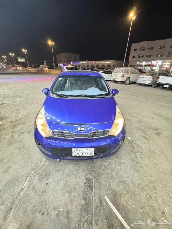 كيا ريو 2014 فل كامل فتحه سقف نظيف جدا مافيها اي مشاكل 3