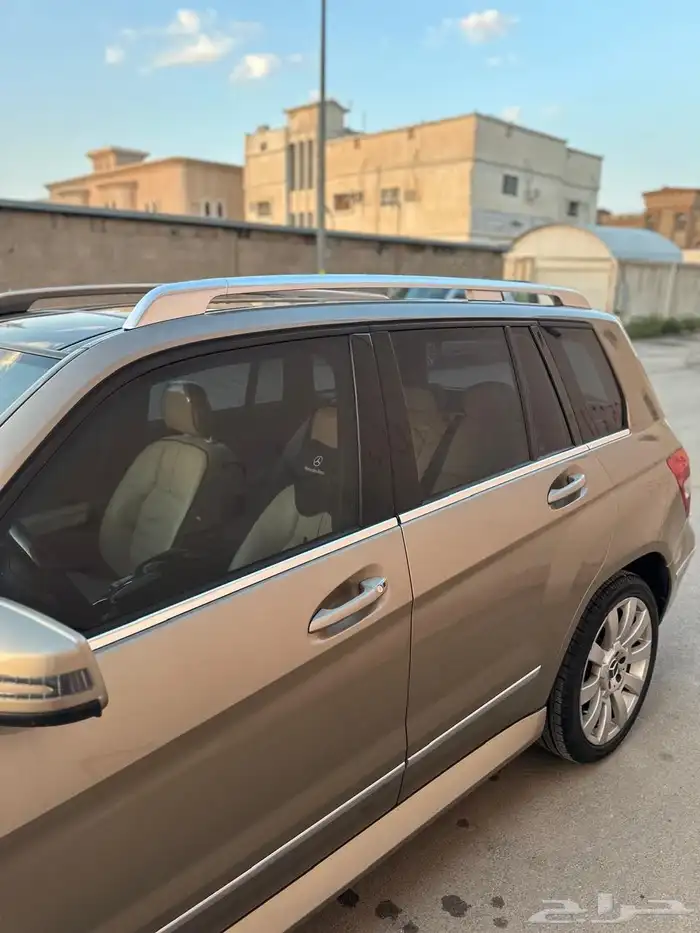 مرسيدس GLK350 مديل 2010 11