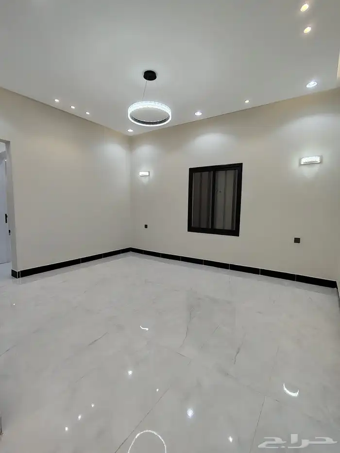 للبيع روف دور تاني مع ملحق شرق خميس مشيط تشطيب مودرنقريبة 9