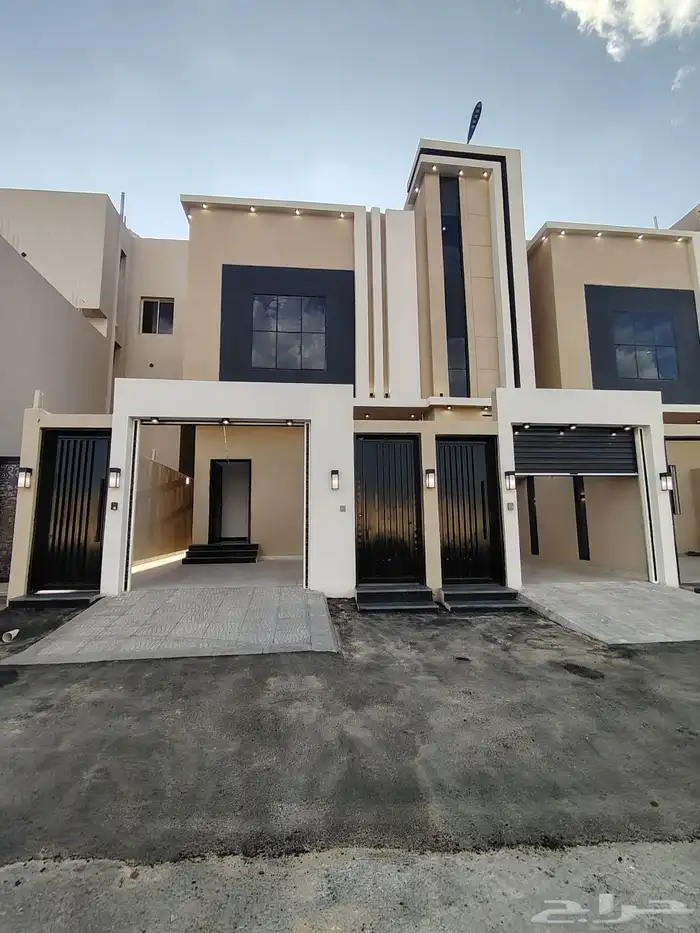 للبيع روف دور تاني مع ملحق شرق خميس مشيط تشطيب مودرنقريبة 0