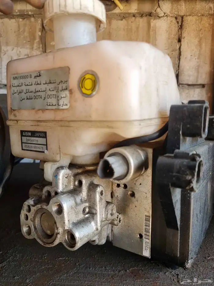 مكانيكي فرامل تصليح باكمات واجهزة ABS ونظام التراكشن 2