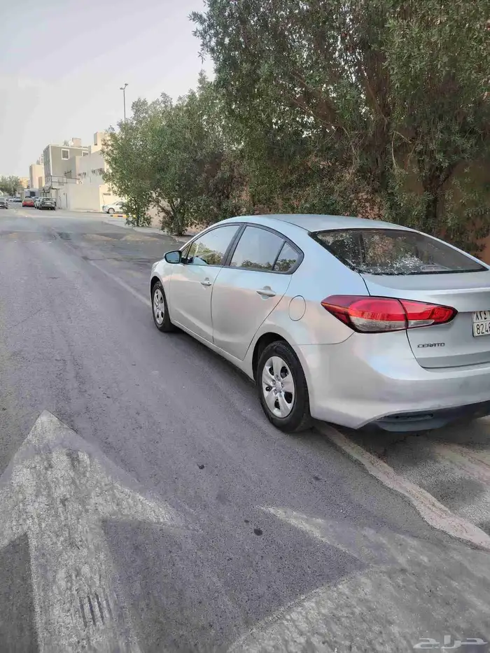 للبيع كيا سيراتو 2018 4