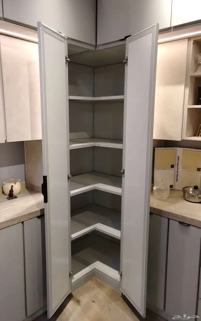 Stock kitchen in the store 7