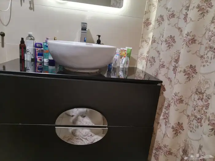 حوض حمام مع دولاب 1