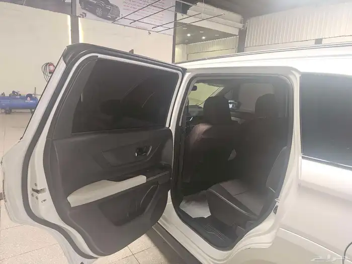 سيارة فيلوز 2023 2