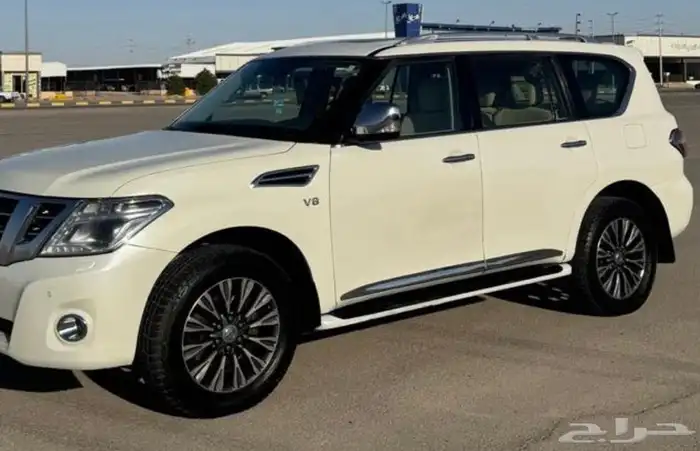 نيسان باترول SE2 2014 ثاني مالك مكينة صغيرة 320 2