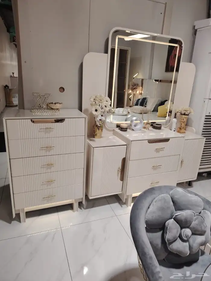 New Chinese bedroom sets prices start from 4000 8