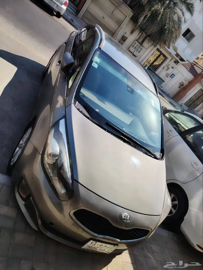 كيا كارينز 4