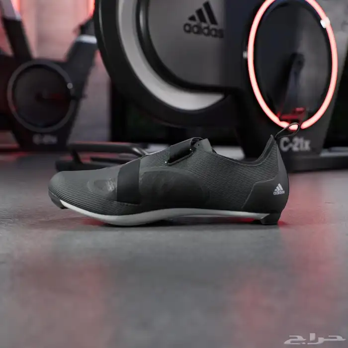 adidas  cycle boots 6