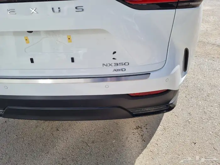 لكزس أن اكس 2026 الفئه AA 8