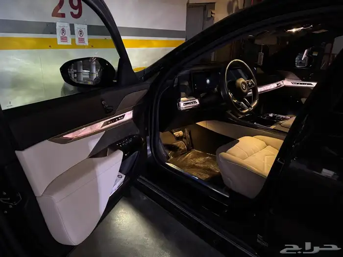 BMW 735i MKit 2024 10