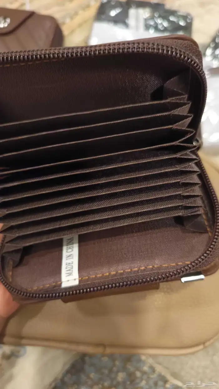 محافظ رجاليه 6