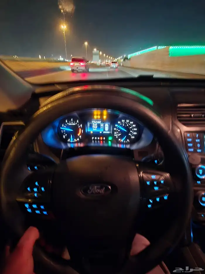 فورد اكسبلور 2017 8