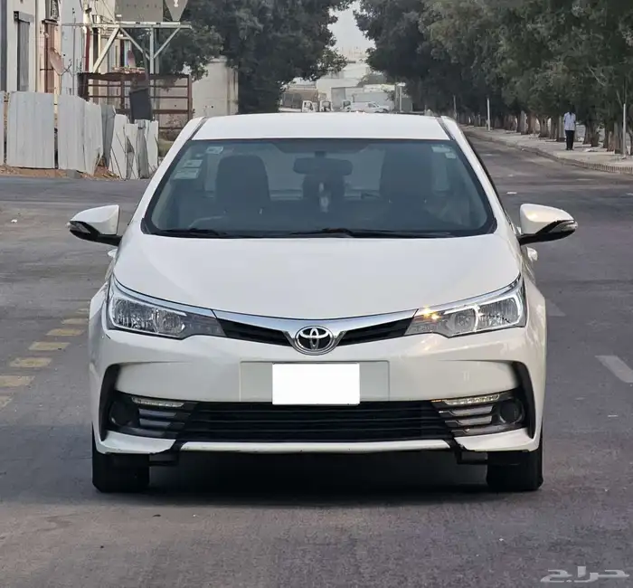 تويوتا كورولا 2018 مكينه 2000 1