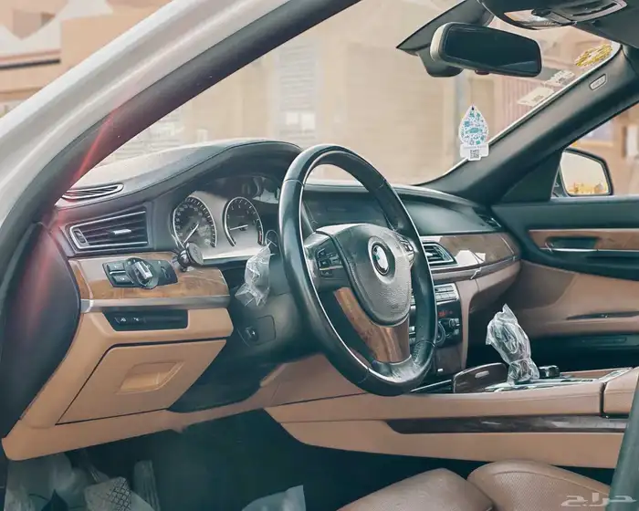 بي أم دبليو 2011 470L 4