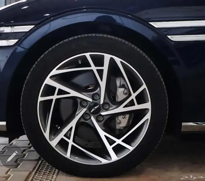 جنسيس Genesis G90 2022 6