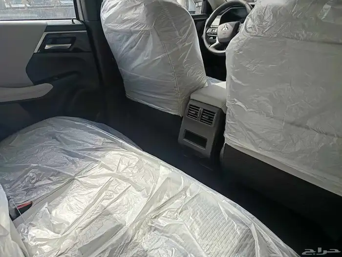 ميتسوبيشي اوتلاندر ستاندر 4