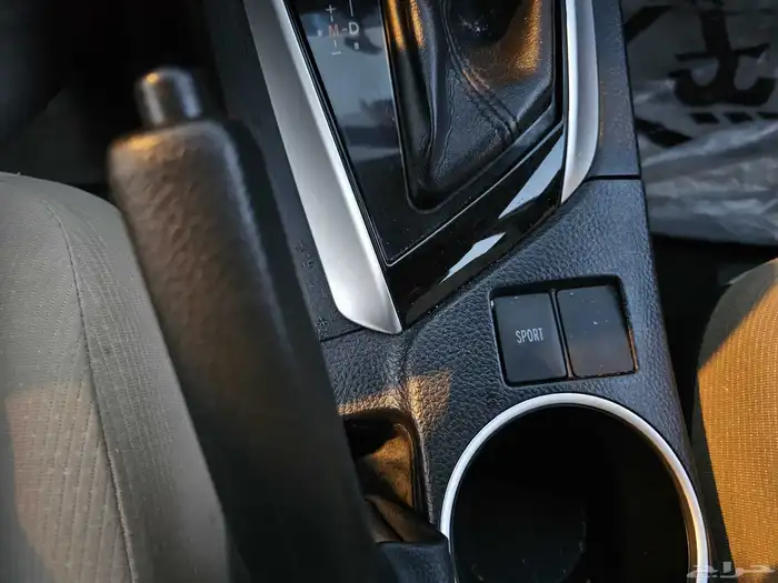 تويوتا كورولا 2018 مكينه 2000 23