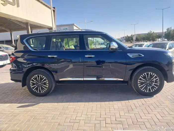 للبيع نيسان باترول موديل 2024 بلاتنيوم 1