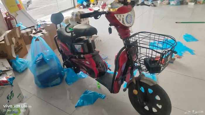 Motorcycle Paris 800 2