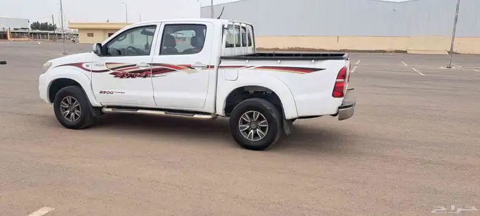 هايلكس موديل 2012 2