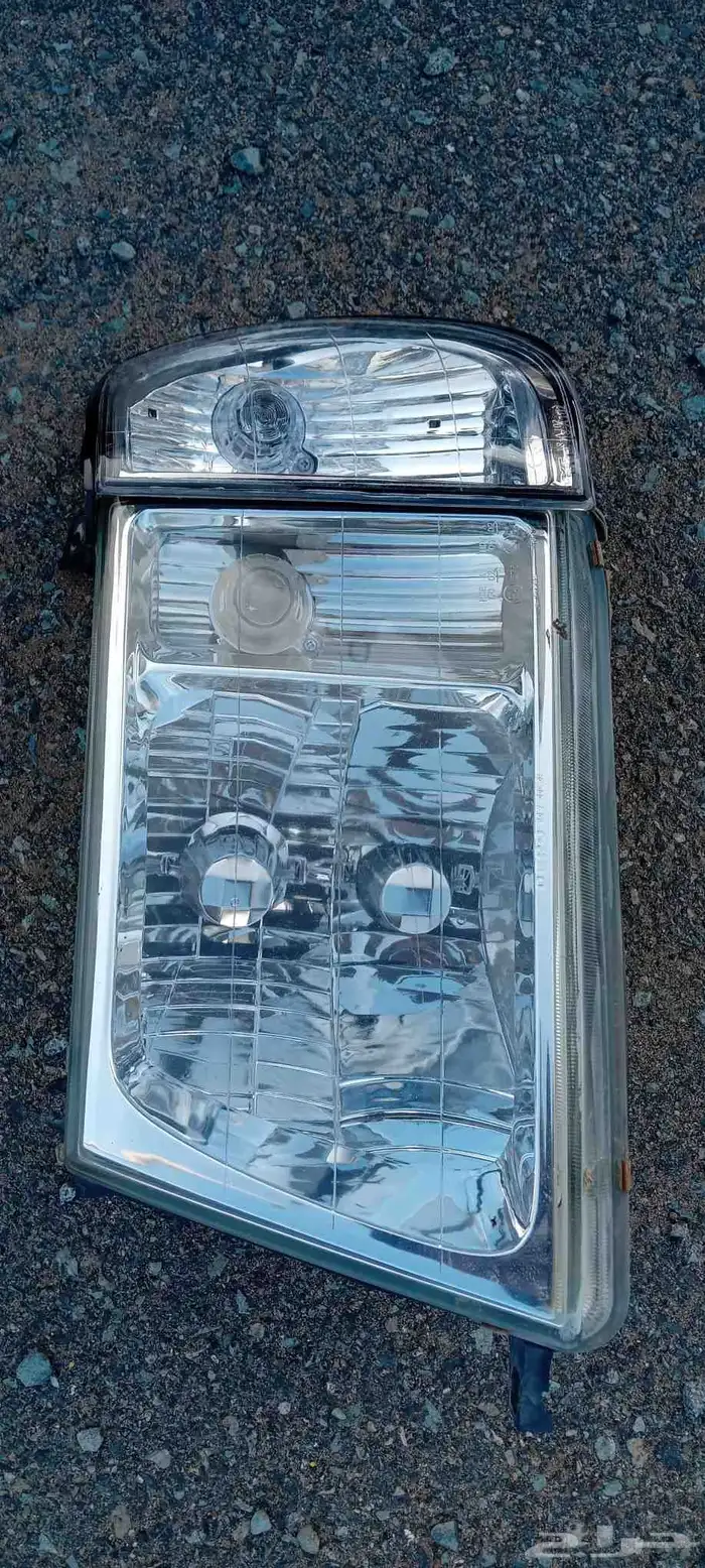 لاندي كروزر 2000 2