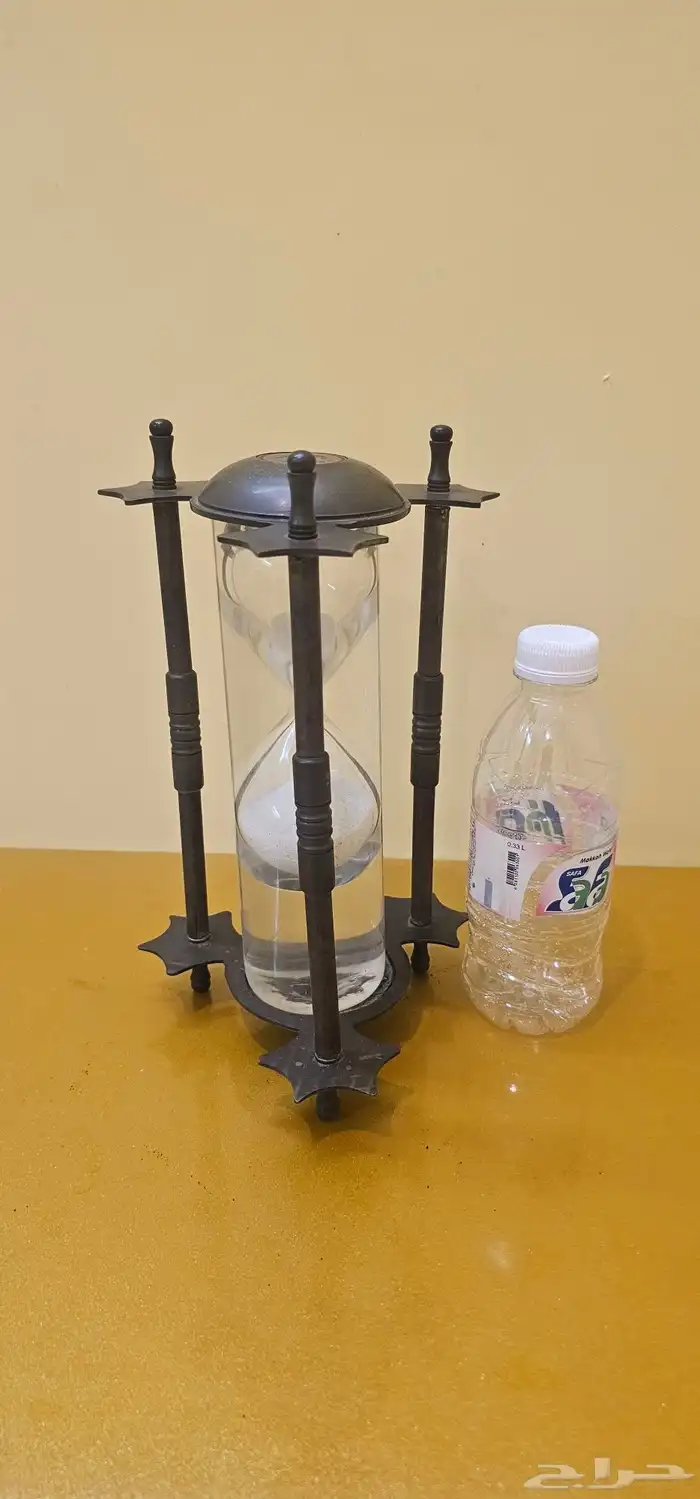 ساعة رملية قديمة جدا ونادرة 3