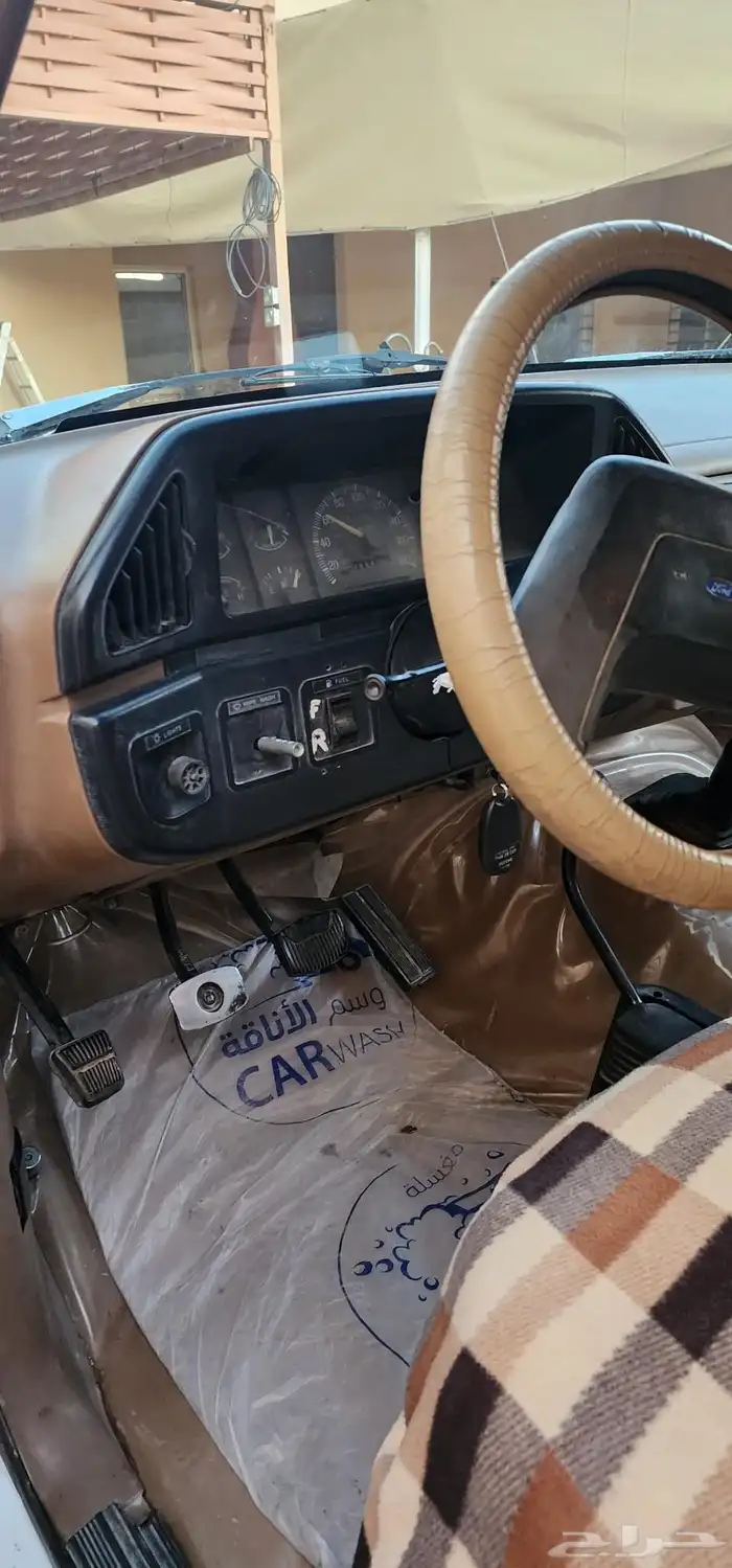 سيارة مجهزة للبر والمكشات 1