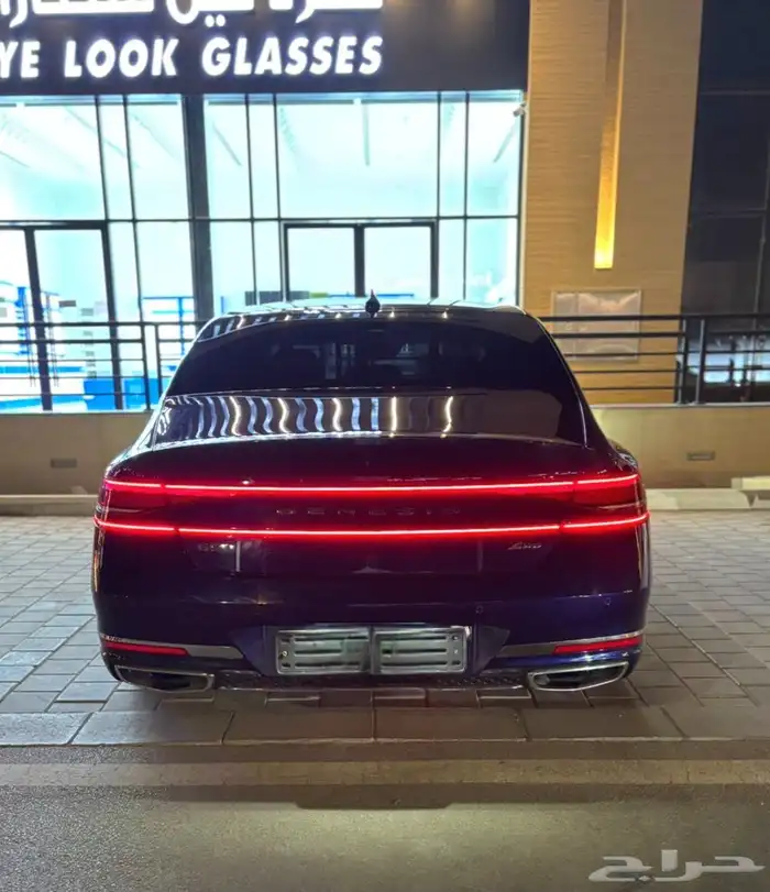 جنسيس Genesis G90 2022 8