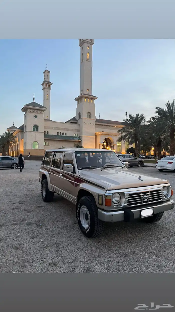 نيسان باترول سوبر سفاري 4