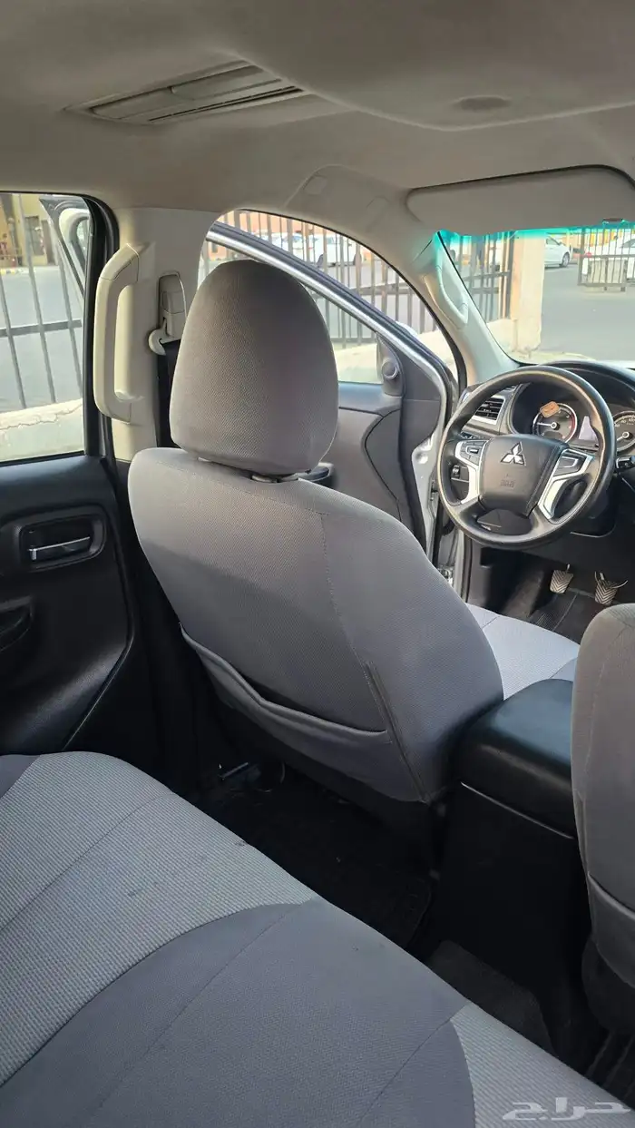 مستبيشي L200 2023 3