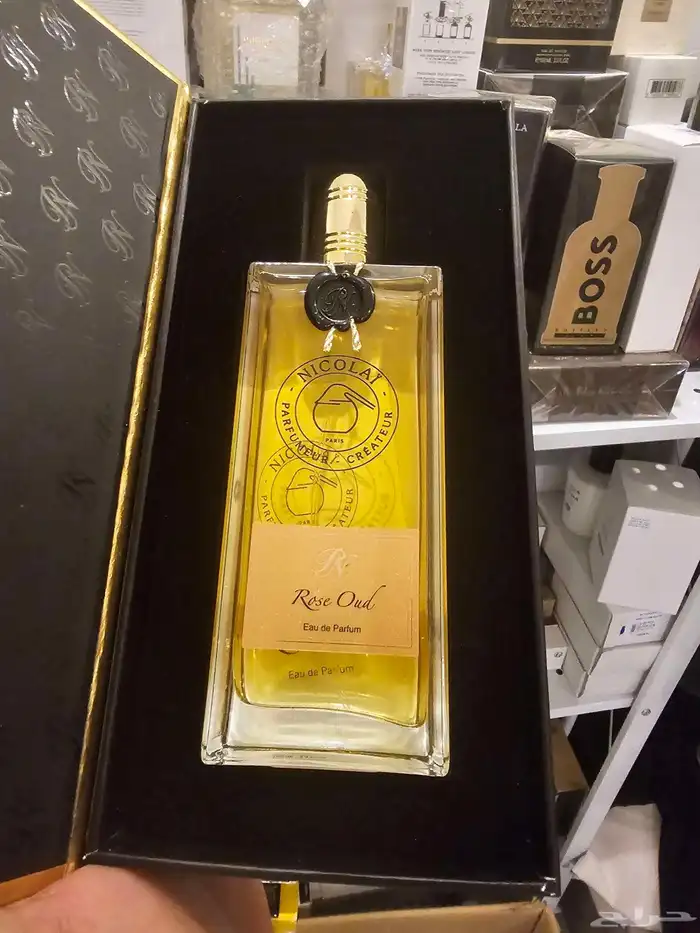 عطر روز عود من نيكولاي انتنس 1