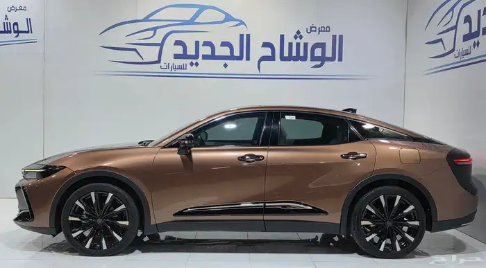 كراون ماجستا فل كامل 2023 5