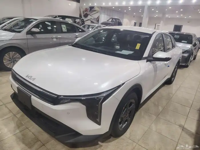 كيا K4 استاندر 2026 1