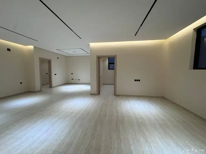 دور تاون هاوس علوي فاخر بسعر مميز في حي المروه 6