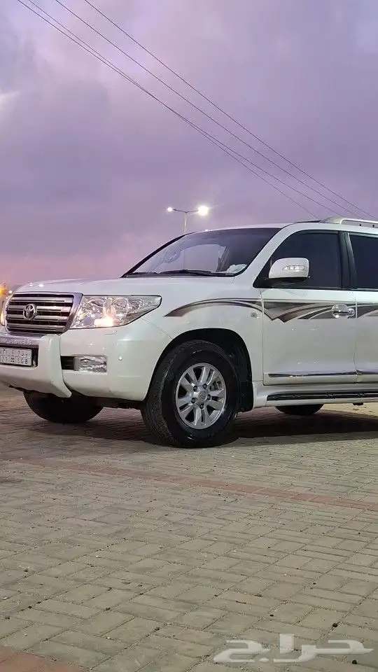 لاند كروزر 2011خليجي 3