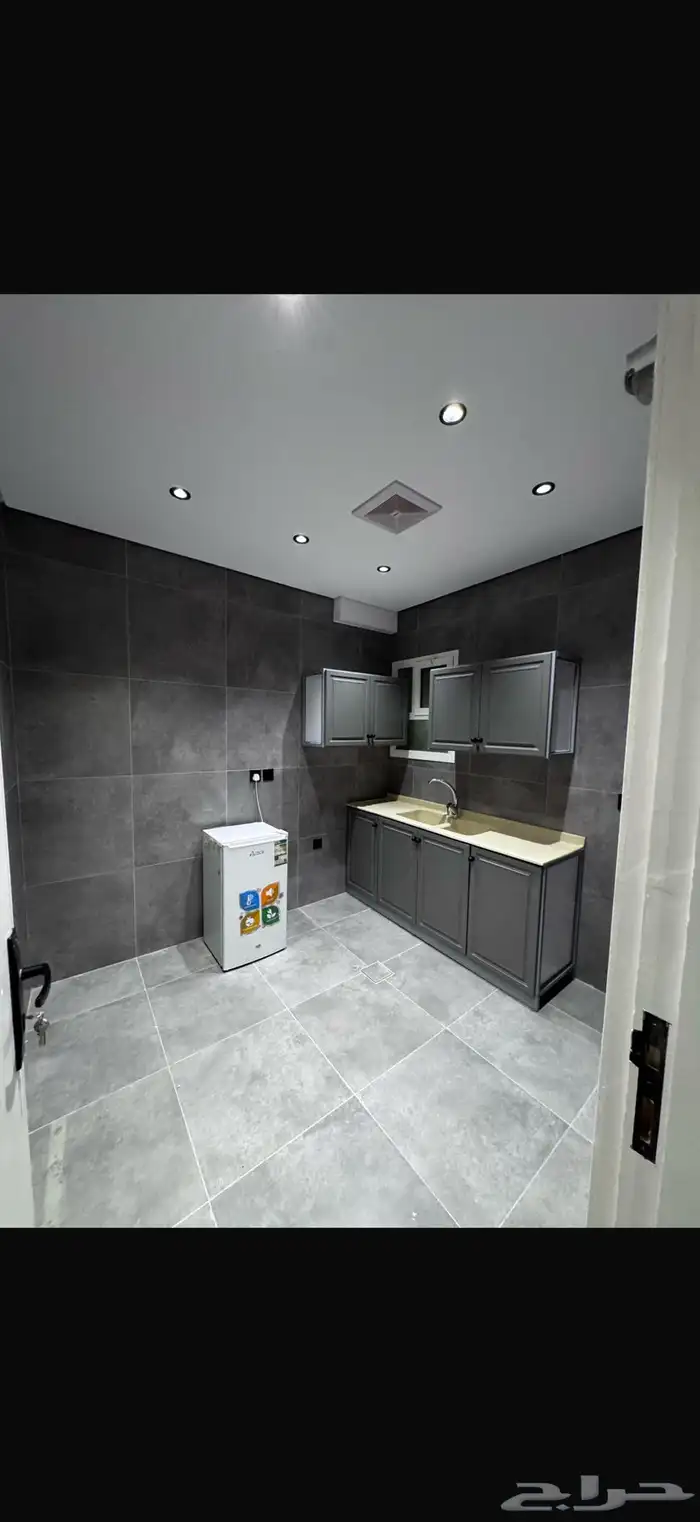 شقق عزاب مفروشة بحي الصفا شهري 1