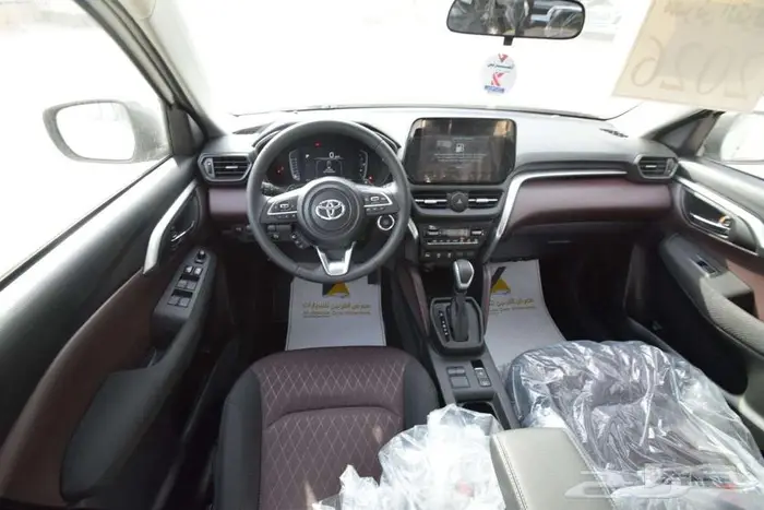 تويوتا اوربان GL استاندر بنزين 2026 اقل سعر كاش واقساط 9