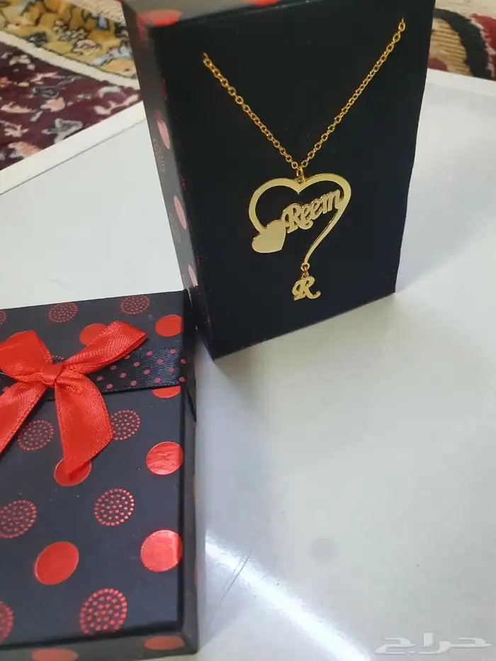 سلاسل باالاسم مطليه بالذهب عيار 21 اطلب الان 2